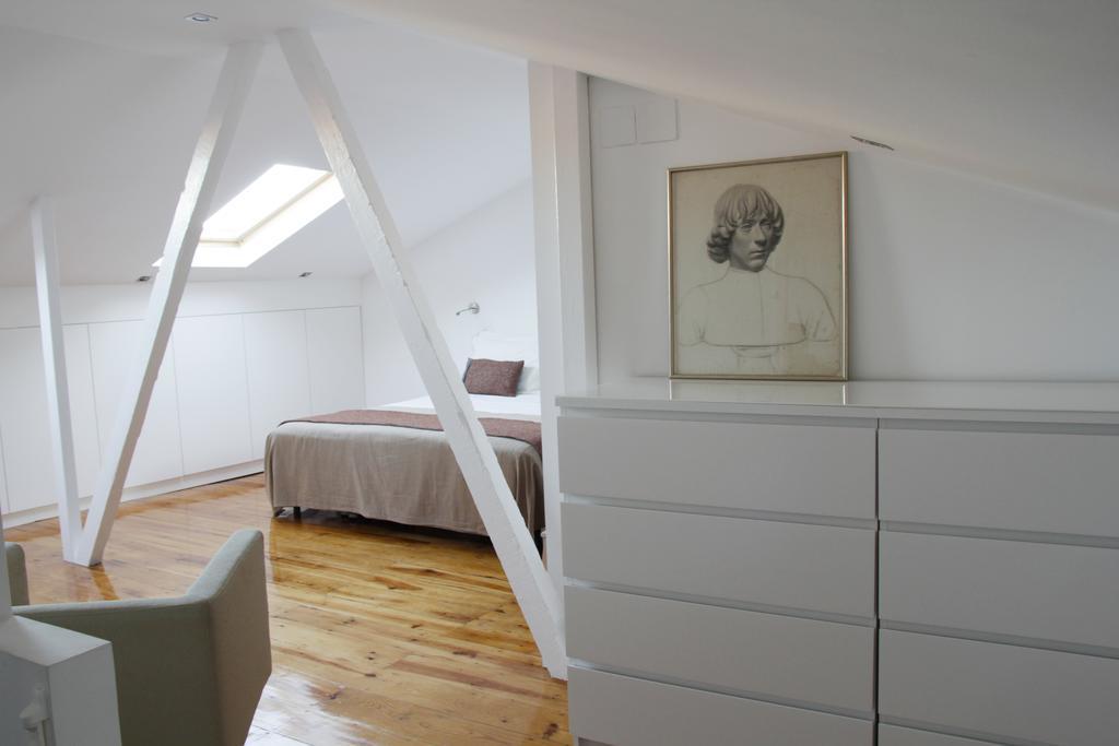 Design Duplex Apartment Ba/ Chiado Lisboa Стая снимка