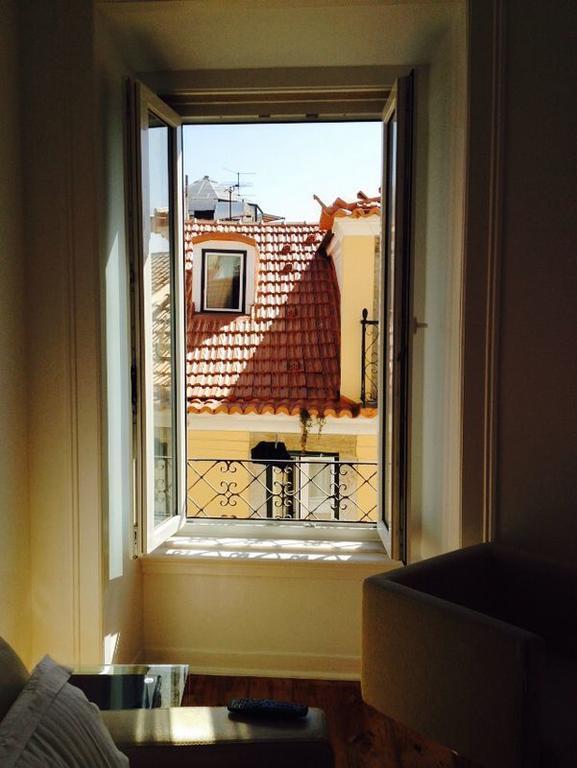 Design Duplex Apartment Ba/ Chiado Lisboa Стая снимка